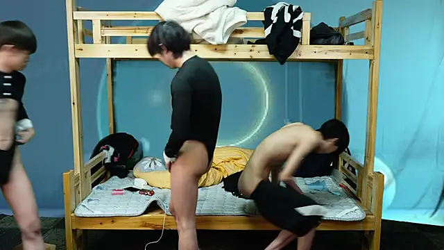 xiaohuangren01 online show from 01.14.26