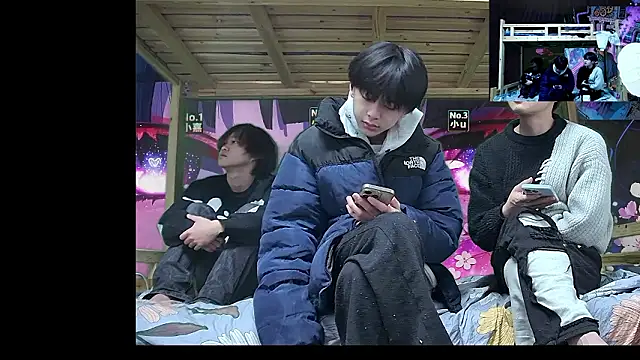 xiaohuangren01 online show from 02.02.26