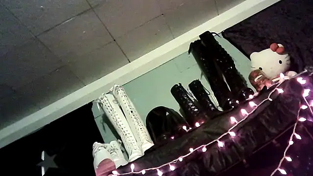 allymoon1369 online show from 04.16.26