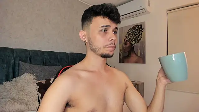 Snapshot of Alhan_Twink chatting on 07.15.26 Alhan Twink online show from 07.15.26
