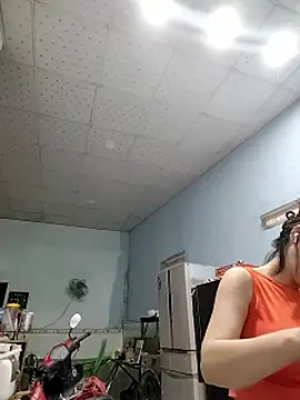 Snapshot of Famrita chatting on 02.25.26 Famrita online show from 02.25.26