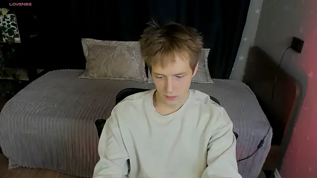 Snapshot of Kai_Milller chatting on 02.11.26 Kai Milller online show from 02.11.26