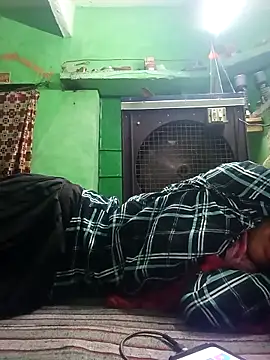 priyasharma899 online show from 04.08.26