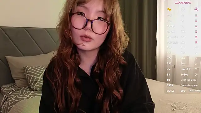 Snapshot of nullgirl chatting on 03.20.26 nullgirl online show from 03.20.26