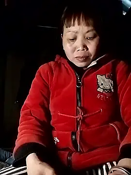 Snapshot of Sam-cute chatting on 02.20.26 Sam-cute online show from 02.20.26