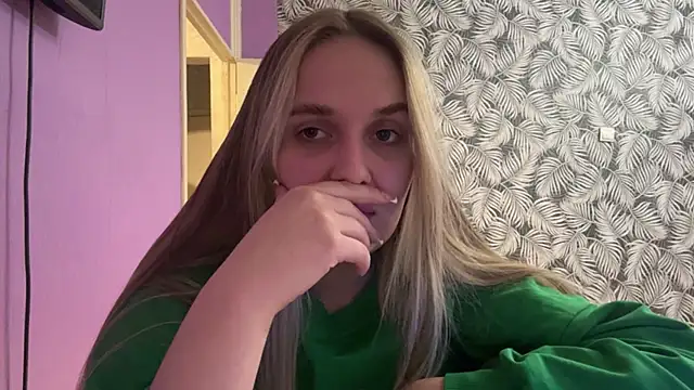 Snapshot of FelicidadChiariello chatting on 01.15.26 FelicidadChiariello online show from 01.15.26