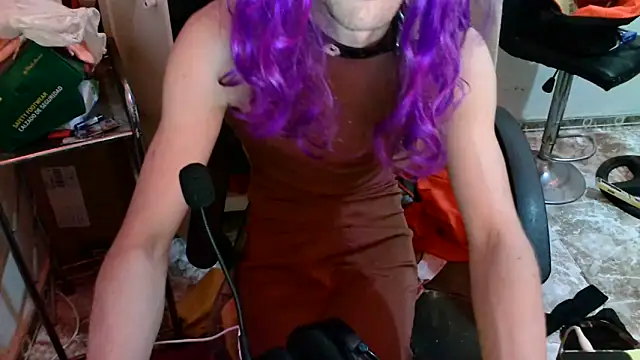 Snapshot of DairaSissy chatting on 05.28.26 DairaSissy online show from 05.28.26