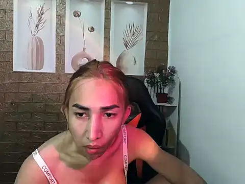 Snapshot of Yourhugedominant chatting on 01.15.26 Yourhugedominant online show from 01.15.26