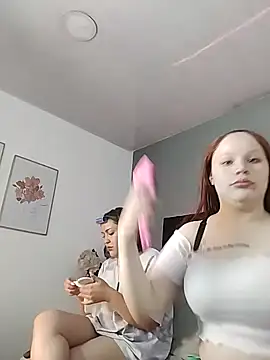 Snapshot of Crystaa12 chatting on 02.12.26 Crystaa12 online show from 02.12.26