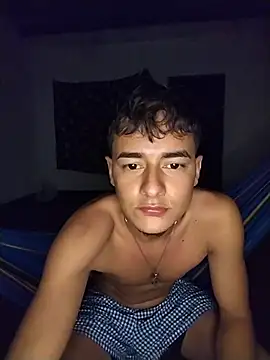 Snapshot of attractive-sexx chatting on 01.15.26 attractive-sexx online show from 01.15.26