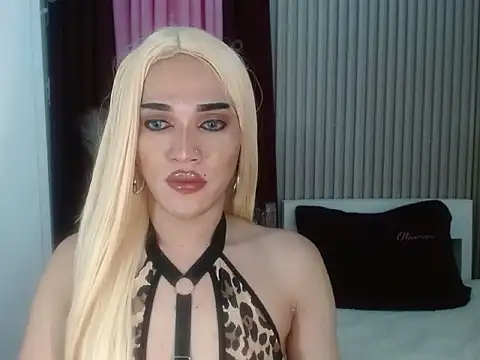 Snapshot of Kendalllust chatting on 05.29.26 Kendalllust online show from 05.29.26