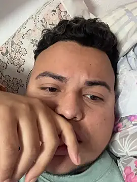 Snapshot of Mikelmore chatting on 01.18.26 Mikelmore online show from 01.18.26