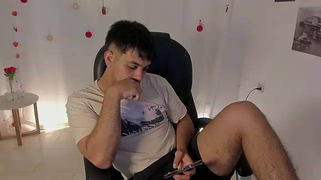 Snapshot of shooting_wilson chatting on 02.17.26 shooting wilson online show from 02.17.26