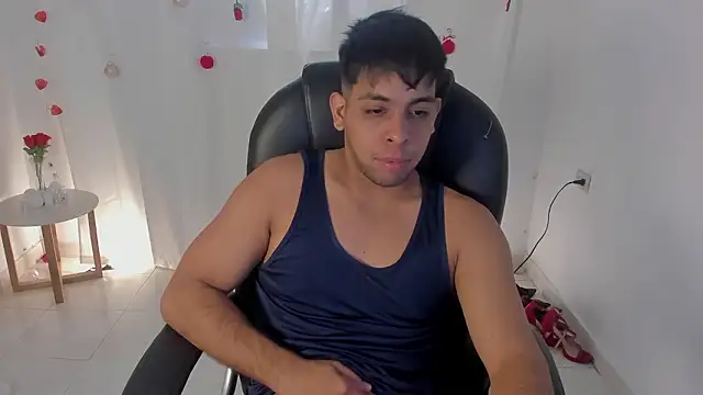 Snapshot of shooting_wilson chatting on 02.18.26 shooting wilson online show from 02.18.26