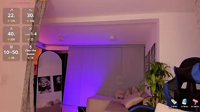 Snapshot of LennerCollins_ chatting on 05.13.26 LennerCollins online show from 05.13.26