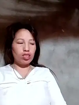 Gummiesu online show from 04.11.26