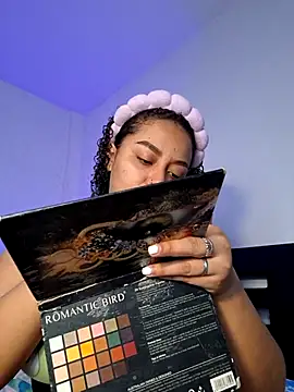 Snapshot of curly_girl_31 chatting on 02.09.26 curly girl 31 online show from 02.09.26