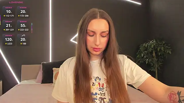 Snapshot of Celine_Coello chatting on 05.18.26 Celine Coello online show from 05.18.26