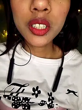 Maliha Chowdhury online show from 03.05.26