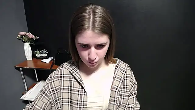 Sunny siren online show from 03.28.26