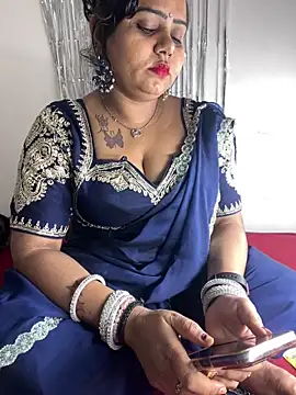 Snapshot of Ruby-7 chatting on 01.15.26 Ruby-7 online show from 01.15.26