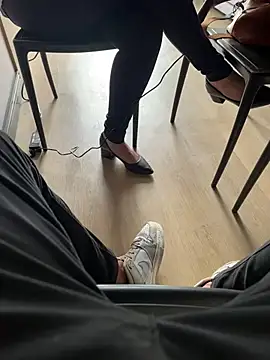 Novinho Pauzudo 18cm online show from 03.06.26