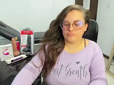 Sarah Boobs  online show from 02.12.26