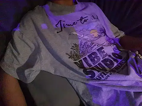 Snapshot of LEO_shy chatting on 03.02.26 LEO shy online show from 03.02.26