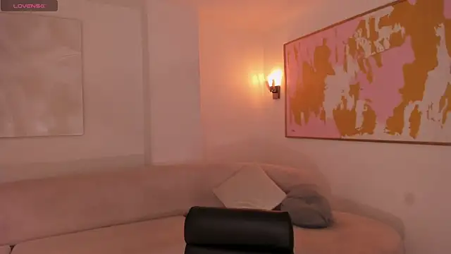 BellaThompsonX online show from 03.22.26