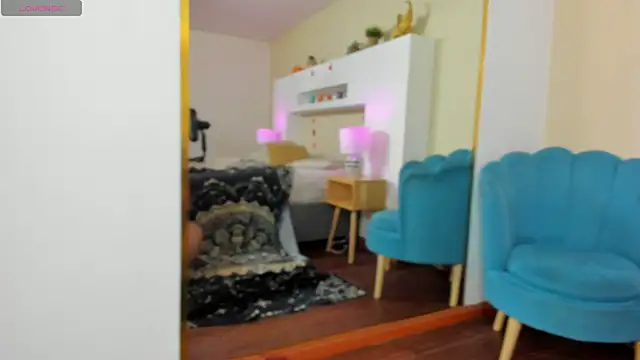 Rosy Sweet online show from 04.17.26