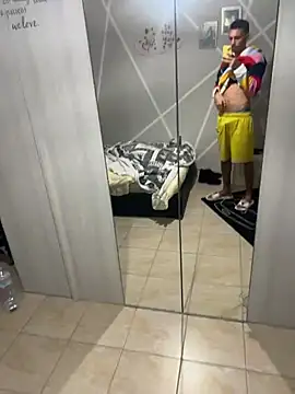 Snapshot of piccolo2002 chatting on 01.17.26 piccolo2002 online show from 01.17.26