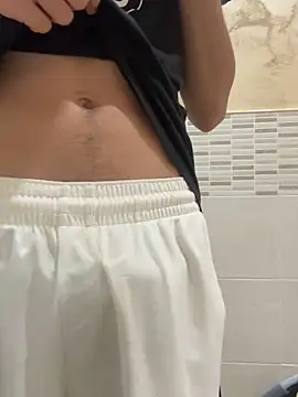 Snapshot of piccolo2002 chatting on 03.07.26 piccolo2002 online show from 03.07.26