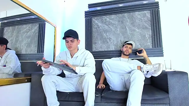 Snapshot of Angel_Villareal chatting on 02.14.26 Angel Villareal online show from 02.14.26