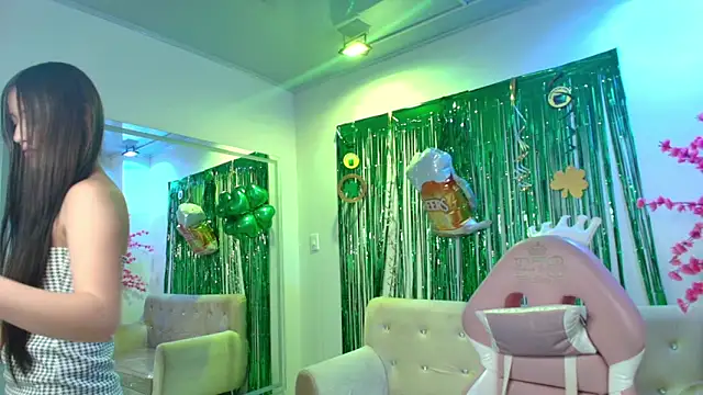 Snapshot of Zoe_swan chatting on 03.21.26 Zoe swan online show from 03.21.26