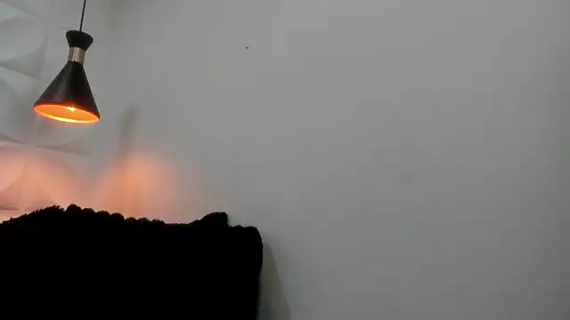 zaira skinny online show from 03.31.26