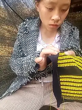 Snapshot of Hari-saka chatting on 01.18.26 Hari-saka online show from 01.18.26