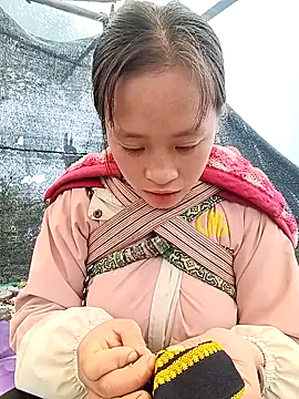 Snapshot of Hari-saka chatting on 02.19.26 Hari-saka online show from 02.19.26