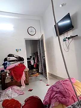 Hot-Tinaa online show from 03.23.26