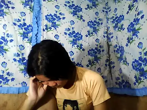 PinaySkinnyJust18 online show from 04.04.26