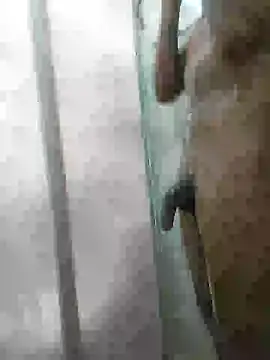 Snapshot of Eduardoo18cm chatting on 07.10.26 Eduardoo18cm online show from 07.10.26