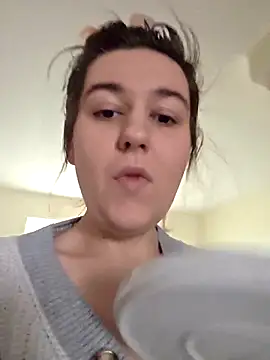 Snapshot of Ashlovescannabis chatting on 02.26.26 Ashlovescannabis online show from 02.26.26