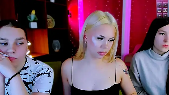 Snapshot of alexa_bonni chatting on 02.26.26 alexa bonni online show from 02.26.26