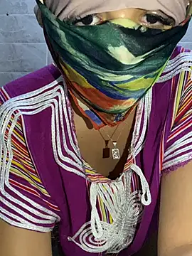 Snapshot of Rabab_Queen chatting on 04.28.26 Rabab Queen online show from 04.28.26