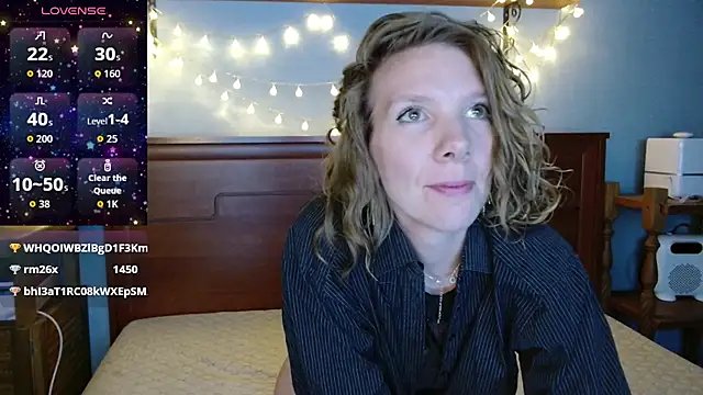 Snapshot of Daisy_Lovely chatting on 02.09.26 Daisy Lovely online show from 02.09.26