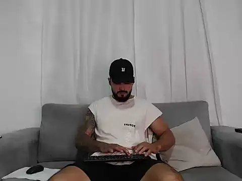 Handsomen69 online show from 03.05.26