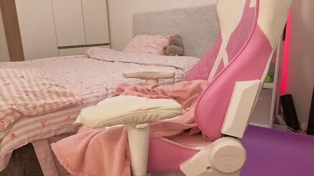 Snapshot of Mia_WaterFall chatting on 03.02.26 Mia WaterFall online show from 03.02.26