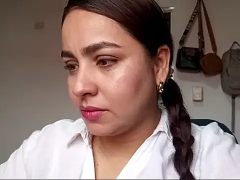 Snapshot of lunitahoney13 chatting on 02.20.26 lunitahoney13 online show from 02.20.26