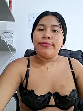 Sweet-Dirty-Storm online show from 03.31.26