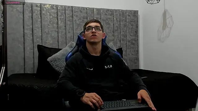 Calvin Hunter online show from 03.18.26