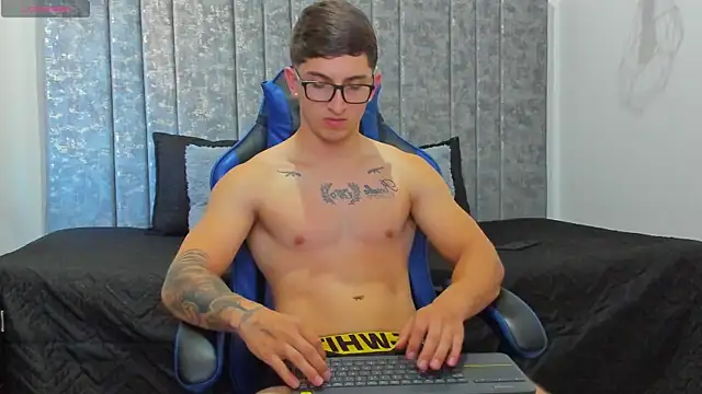 Calvin Hunter online show from 04.12.26